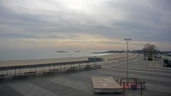 Weather camera view of Ocean Beach Park.