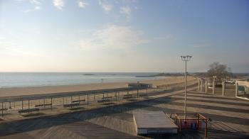 Weather camera view of Ocean Beach Park.