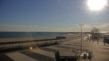 Weather camera view of Ocean Beach Park.