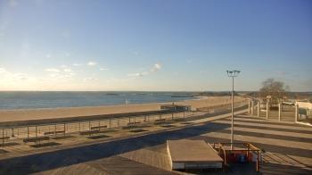 Weather camera view of Ocean Beach Park.