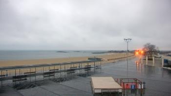 Weather camera view of Ocean Beach Park.