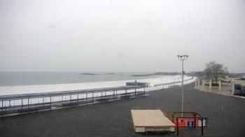 Weather camera view of Ocean Beach Park.