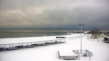 Weather camera view of Ocean Beach Park.