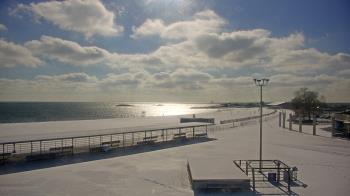 Weather camera view of Ocean Beach Park.