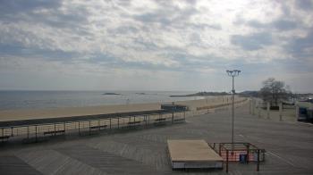 Weather camera view of Ocean Beach Park.