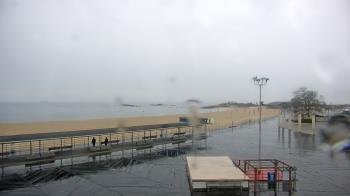 Weather camera view of Ocean Beach Park.