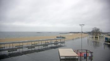 Weather camera view of Ocean Beach Park.