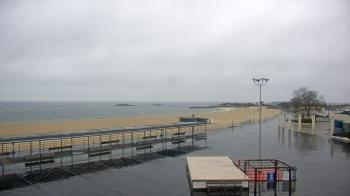 Weather camera view of Ocean Beach Park.