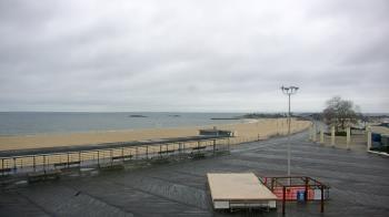 Weather camera view of Ocean Beach Park.