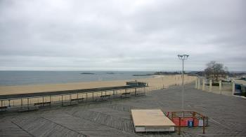 Weather camera view of Ocean Beach Park.