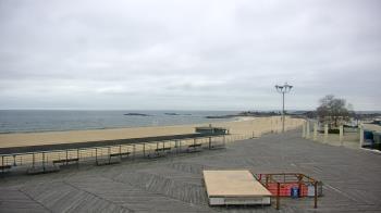 Weather camera view of Ocean Beach Park.