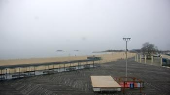 Weather camera view of Ocean Beach Park.