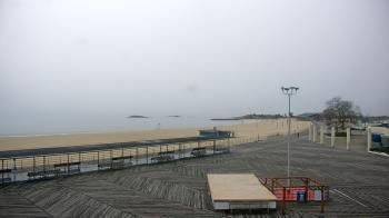 Weather camera view of Ocean Beach Park.