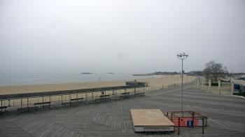Weather camera view of Ocean Beach Park.