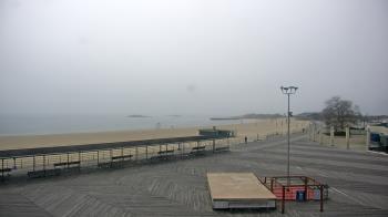 Weather camera view of Ocean Beach Park.