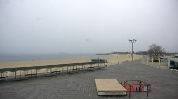 Weather camera view of Ocean Beach Park.
