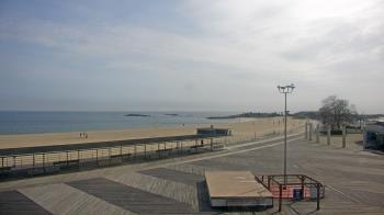 Weather camera view of Ocean Beach Park.