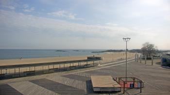 Weather camera view of Ocean Beach Park.