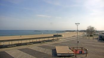 Weather camera view of Ocean Beach Park.