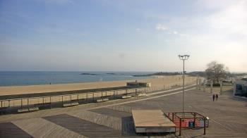 Weather camera view of Ocean Beach Park.