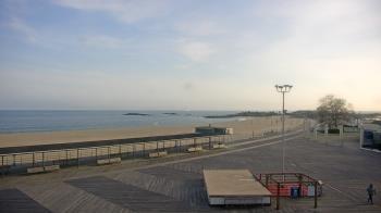 Weather camera view of Ocean Beach Park.