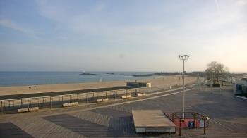 Weather camera view of Ocean Beach Park.