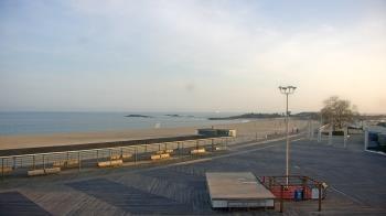 Weather camera view of Ocean Beach Park.