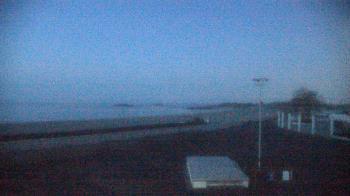 Weather camera view of Ocean Beach Park.