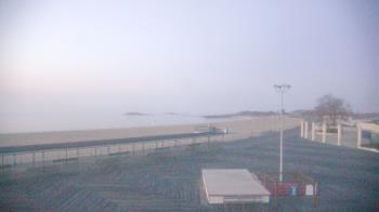 Weather camera view of Ocean Beach Park.