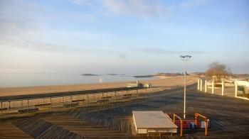 Weather camera view of Ocean Beach Park.