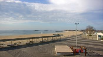 Weather camera view of Ocean Beach Park.