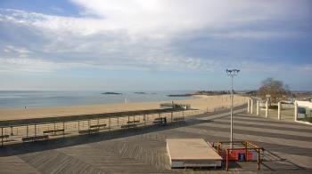 Weather camera view of Ocean Beach Park.