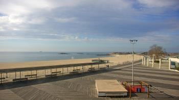 Weather camera view of Ocean Beach Park.