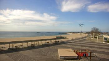 Weather camera view of Ocean Beach Park.
