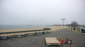 Weather camera view of Ocean Beach Park.