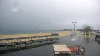 Weather camera view of Ocean Beach Park.