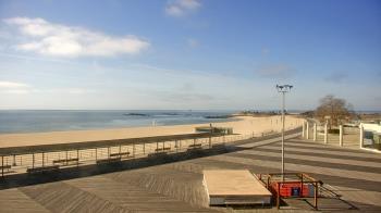 Weather camera view of Ocean Beach Park.
