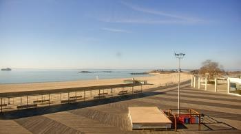 Weather camera view of Ocean Beach Park.