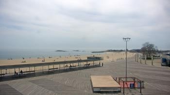 Weather camera view of Ocean Beach Park.