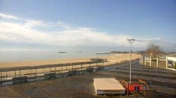 Weather camera view of Ocean Beach Park.