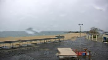 Weather camera view of Ocean Beach Park.