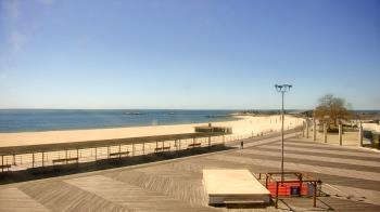 Weather camera view of Ocean Beach Park.