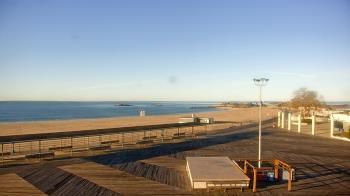 Weather camera view of Ocean Beach Park.