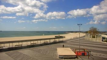 Weather camera view of Ocean Beach Park.