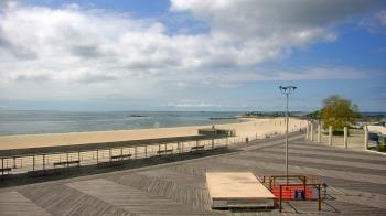 Weather camera view of Ocean Beach Park.