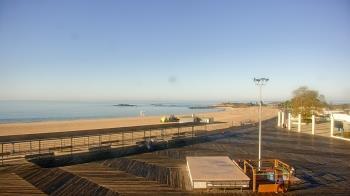 Weather camera view of Ocean Beach Park.
