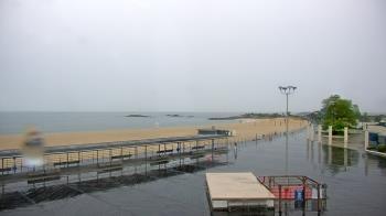 Weather camera view of Ocean Beach Park.