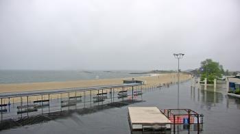 Weather camera view of Ocean Beach Park.