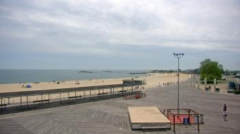 Weather camera view of Ocean Beach Park.