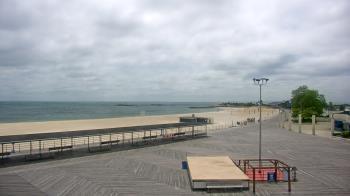 Weather camera view of Ocean Beach Park.